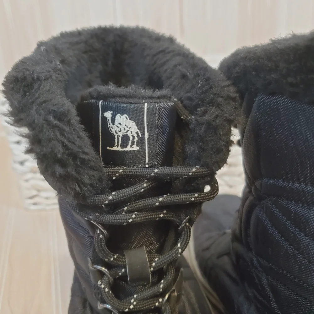 Camel Crown Black Fur‎ Lined Snow Boots Winter Gorpcore Women's Size 9 Ski Apres